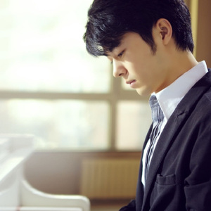 国产激情在线观看
